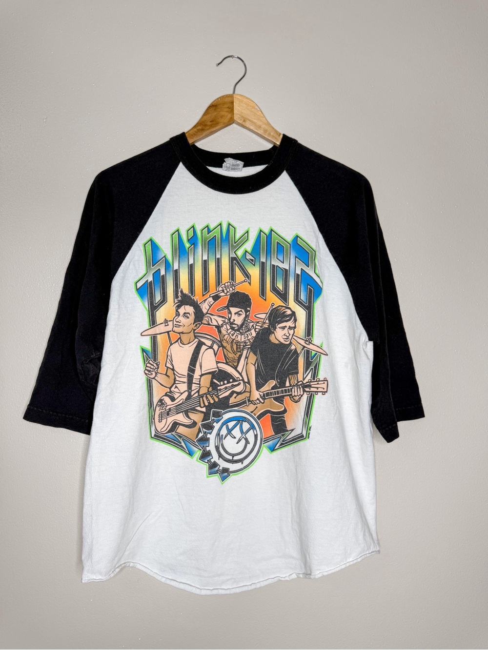 Blink 182 2009 Vintage Concert Reunion Tour Baseball Retro Tee